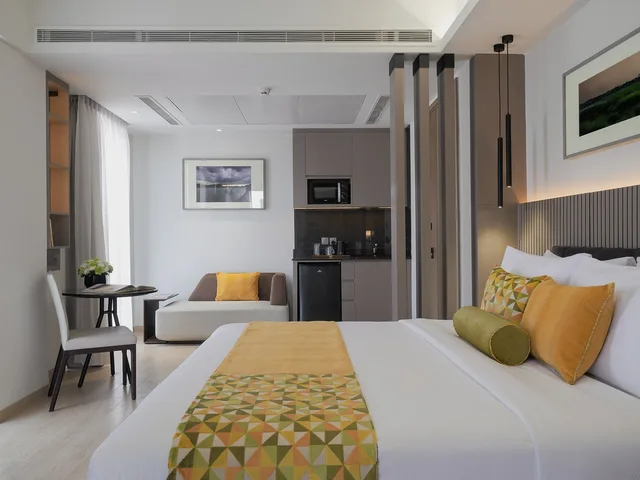 غرفة ديلوكس بسرير كينج، W Residence Living 2/9