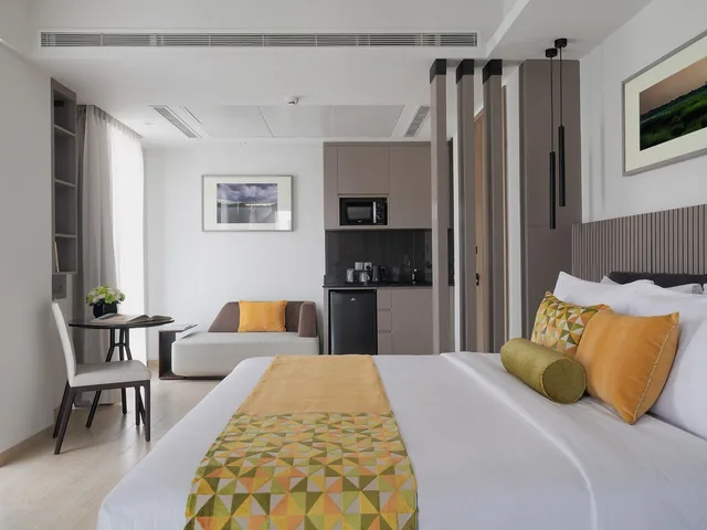 غرفة ديلوكس بسرير كينج، W Residence Living 3/9