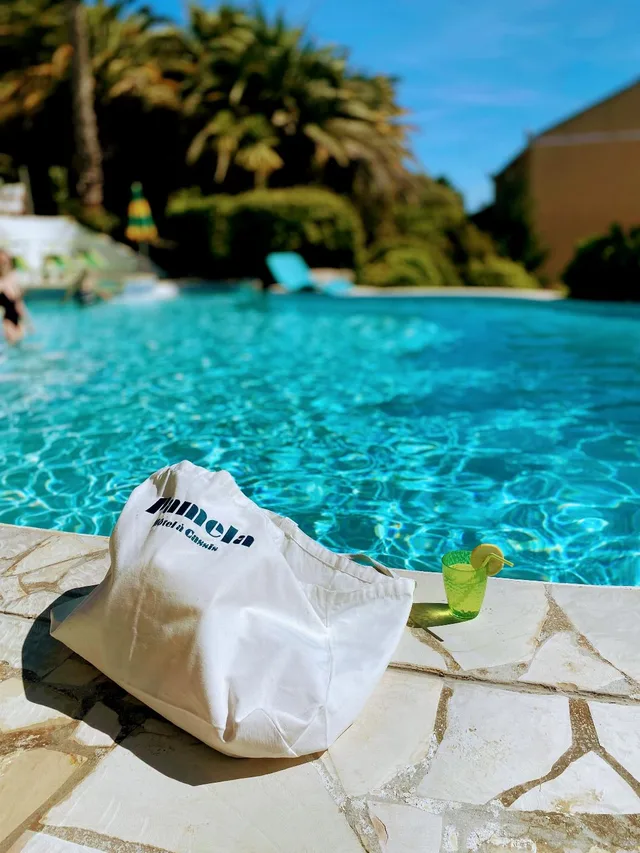 دوبلكس بشرفة مع أريكة سرير، Pamela Hotel Cassis 16/35