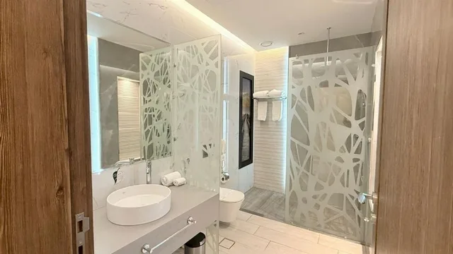 جناح سوبيريور بسرير كينج، Le Reve Hotel 16/32