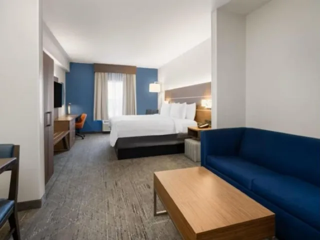 غرفة بسرير كينج، Holiday Inn Express Lake Wales N-Winter Haven 7/10