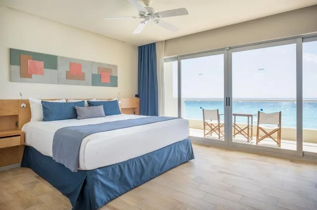 Master Suite Queen Bed، Hotel NYX Cancun 3/4