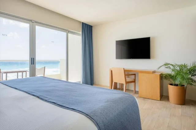 Master Suite Queen Bed، Hotel NYX Cancun 4/4